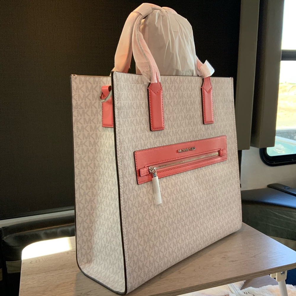 Michael Kors kenly large logo tape tote bag